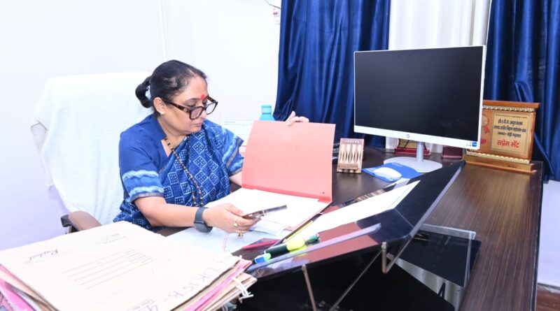 अफसरों की लापरवाही से जनता को न हो समस्या – ऋतु खण्डूडी भूषण